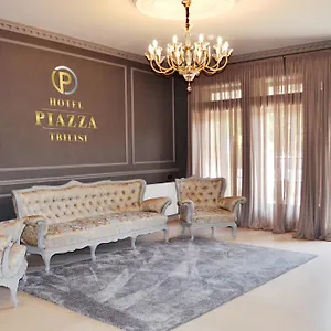 3* מלון Piazza